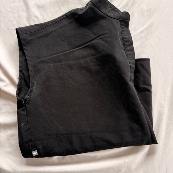 Figs Rafaela Scrub Top - Picture 2 of 2